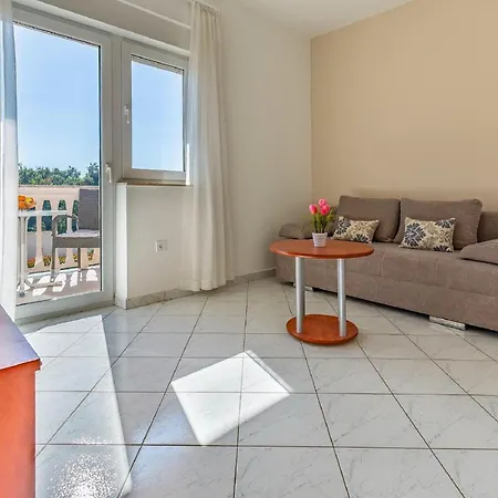 Apartment Classy In Near And Pula *
