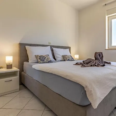 Apartment Classy In Near And Pula Banjole