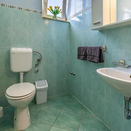 Apartment Classy In Near And Pula